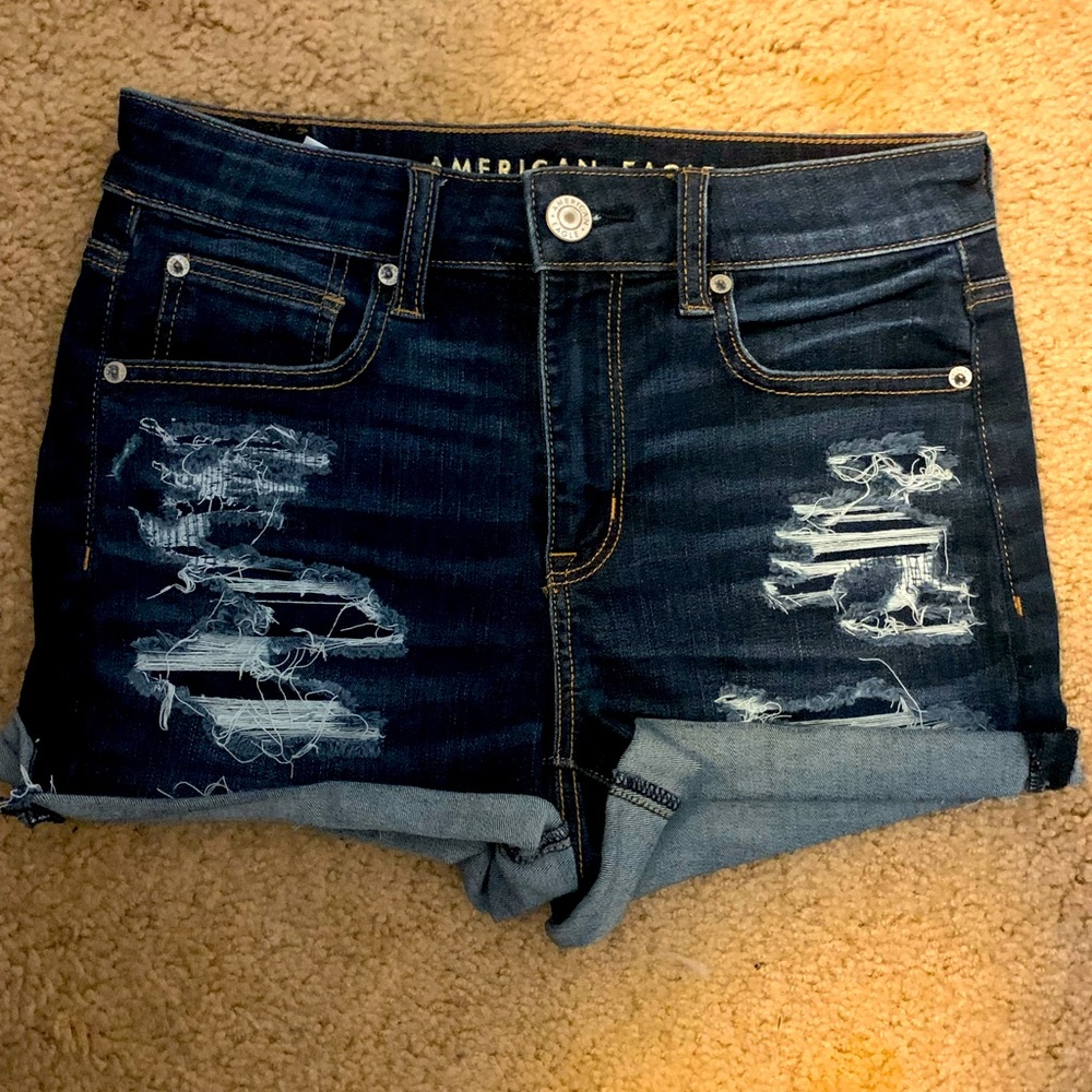 American Eagle shorts sz4 brand new but no tags